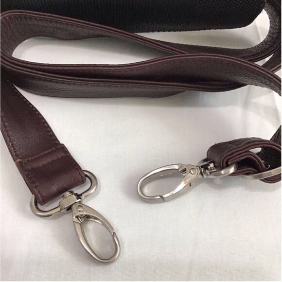 Levenger Brown Laptop Bag Briefcase Adjustable Shoulder Strap - Picture 12 of 12